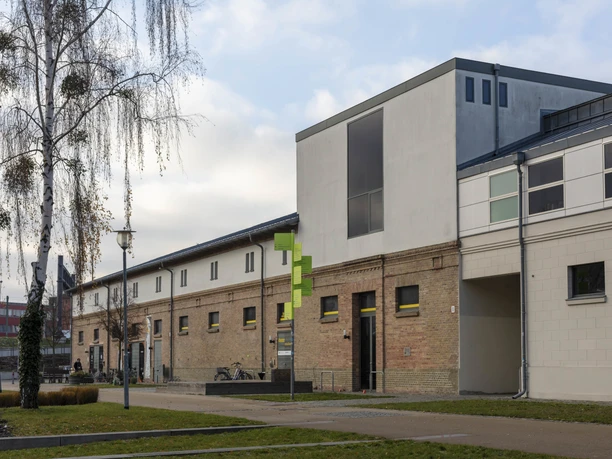 Ehemalige Pferdeställe am Schirrhof,