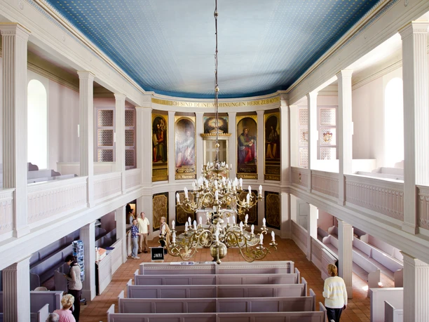 Schinkel-Kirche in Neuhardenberg