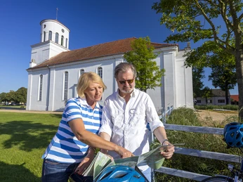 Schinkel-Kirche Neuhardenberg
