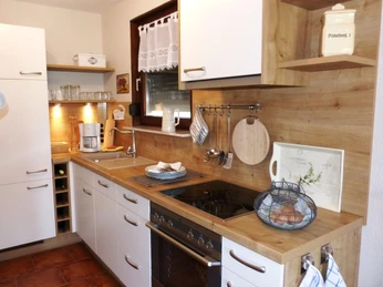 Ferienhaus Neuenhagen – voll ausgestattete Küche mit allem, was dazu gehört