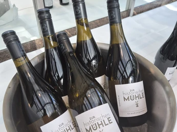 Zur Historischen Mühle Wein