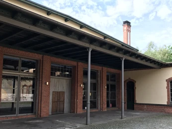 Innenhof Heiz-Kraft-Werk Beelitz-Heilstätten