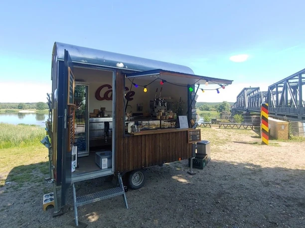 Café Oderglück in Neurüdnitz an der Europabrücke