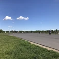 Tempelhofer Feld Skatestrecke am Gemeinschaftsgarten