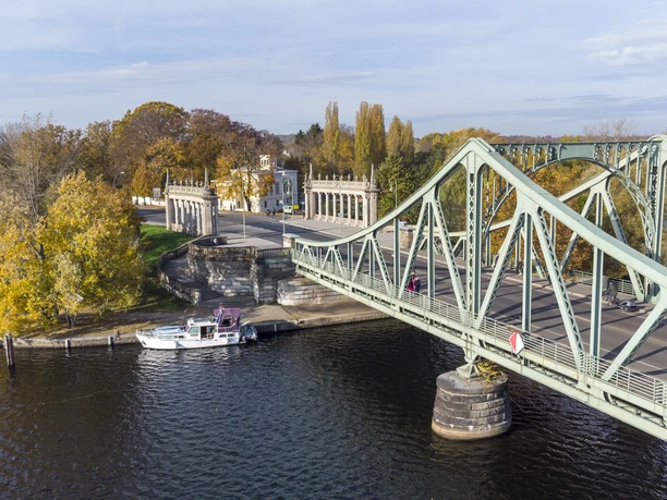 Glienicker Brücke
