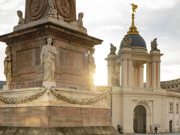 Obelisk am Alten Markt