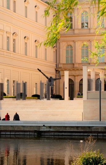 Blick von Freundschaftsinsel auf Museum Barberini