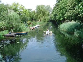 Mit dem Kanu auf dem Katharinengraben