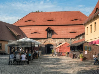 Burghof Burg Rabenstein