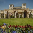 Orangerieschloss im Park Sanssouci