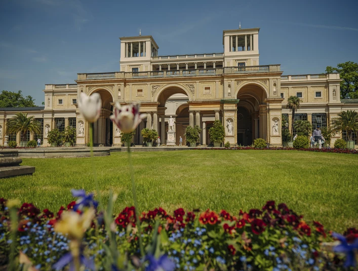 Orangerieschloss im Park Sanssouci