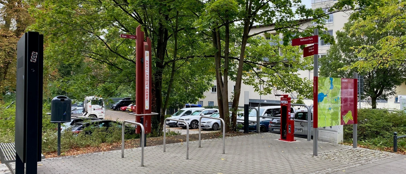 Multifuktionsplatz inklusive E-Bike Ladestation