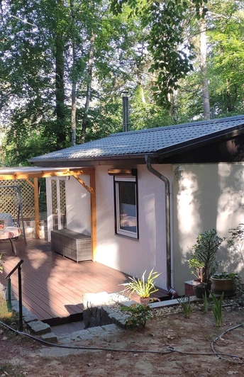 Kleines Haus am Wald