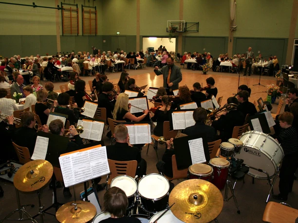 Sinfonieorchester in der Giebelseehalle