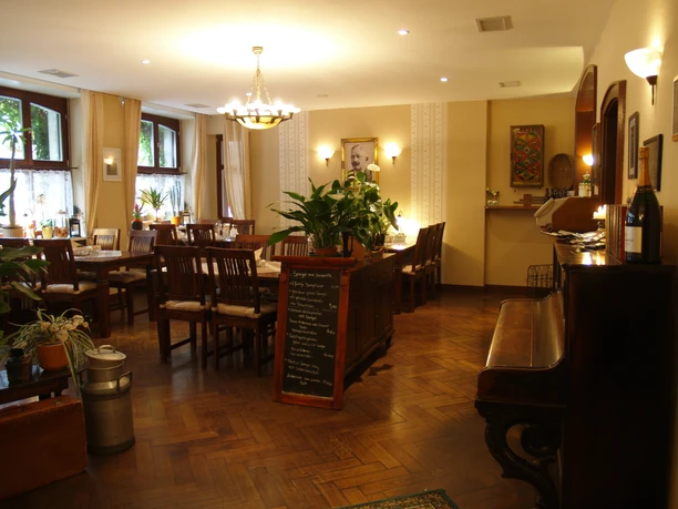 Gastraum Restaurant Hermann's