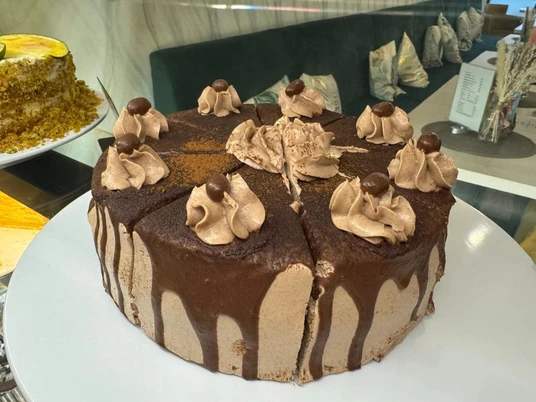 Torte im Divino Café & Wine Bar