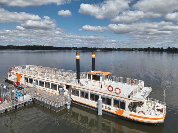 Das Fahrgastschiff "Schwielochsee"