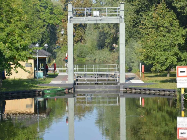 Sportbootschleuse Brandenburg