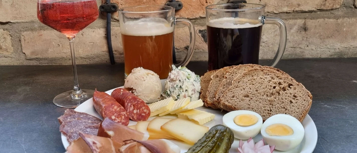 Jagdschloss-Brotzeit