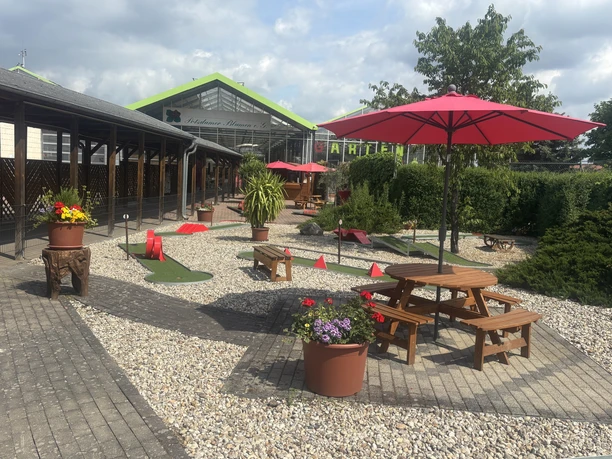 Mingolf-Anlage in Geltow