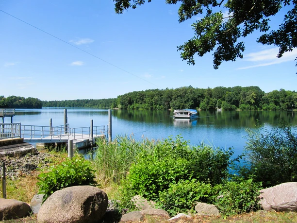 Blick auf den Straussee