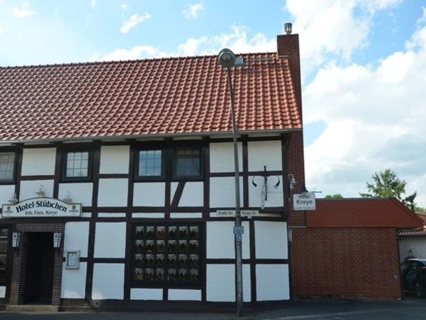 Restauranteingang zum Hotel Kreye in Salzgitter-Bruchmachtersen