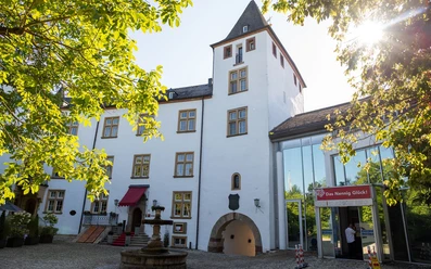 Casino Schloss Berg 32 www