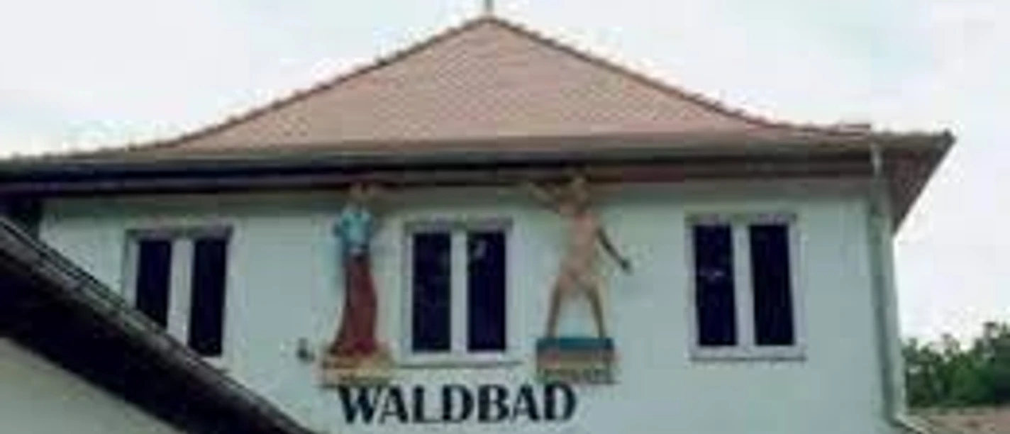 „Fahrradfahrer & Wanderhotel am Waldbad“