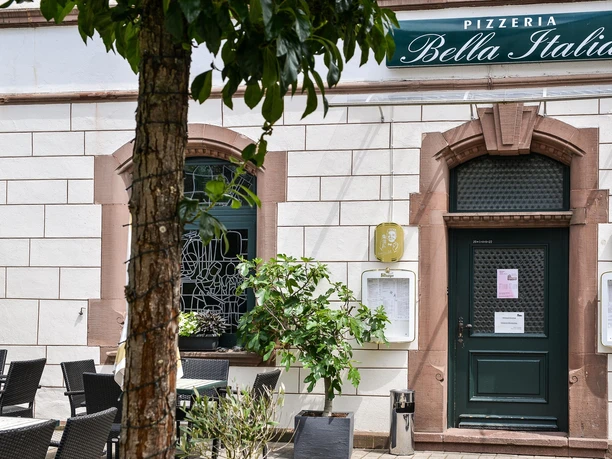 Pizzeria Bella Italia - Eingang