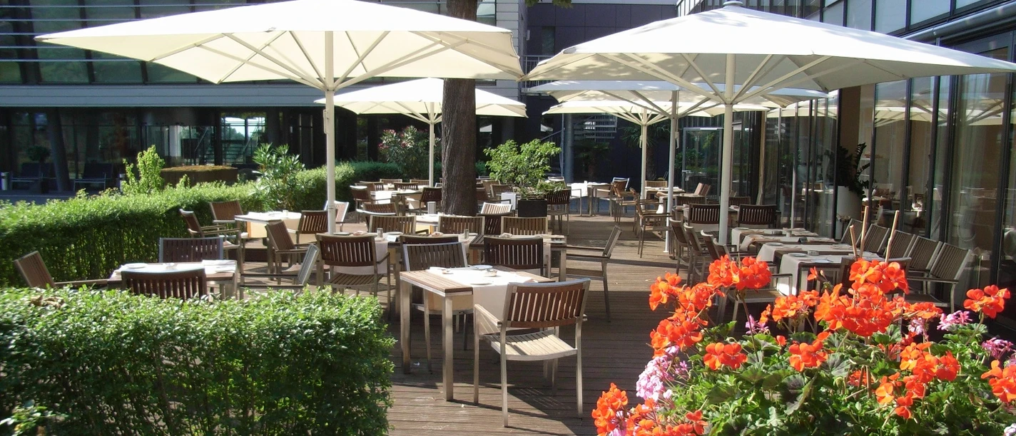 Restaurant-Terrasse Hotel am See Salzgitter