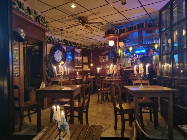 Gemütlich Speisen in der Heimbacher Stube