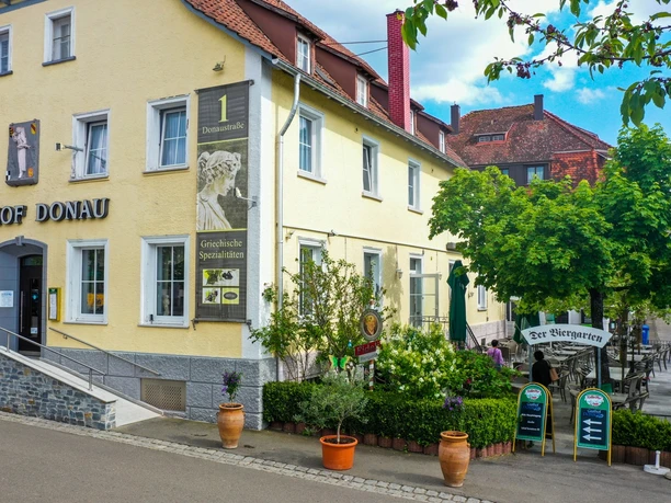 Biergarten Eingang Gasthof Donau