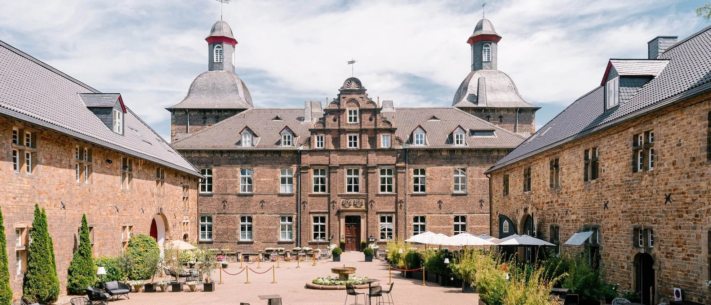 Schlosshotel Hugenpoet nahe des neanderland STEIGs