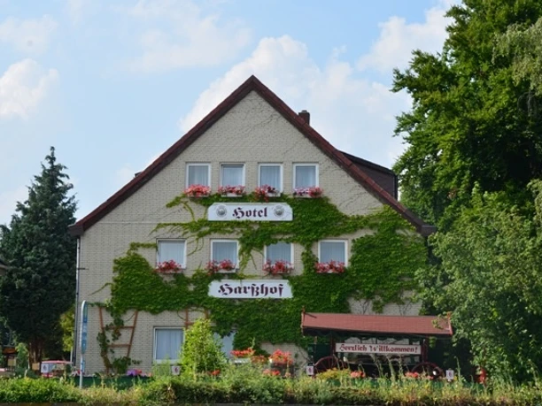 Straßenansicht Hotel Harßhof