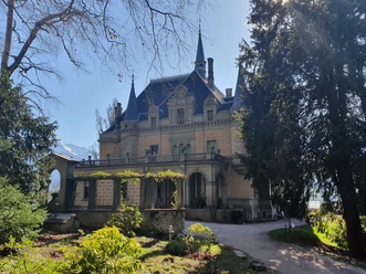 Schloss huenegg