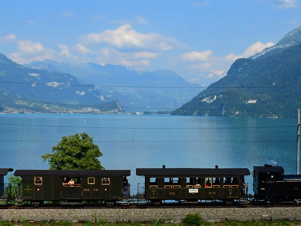 Am Brienzersee entlang!