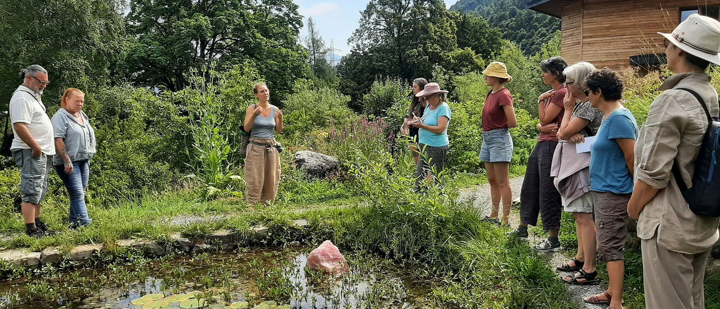 Führung durch die Alpine Permakulturlandschaft Schweibenalp