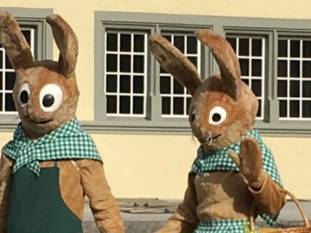 Osterhasen-Paar - Chorgemeinschaft Unterseen