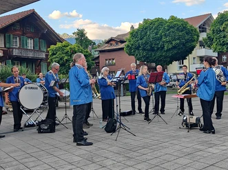 Musikgesellschaft & Tambouren Iseltwld