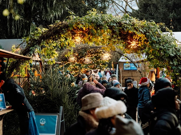 Weihnachtsmarkt Interlaken Ambiente Weihnachtsmarkt Interlaken Ambiente