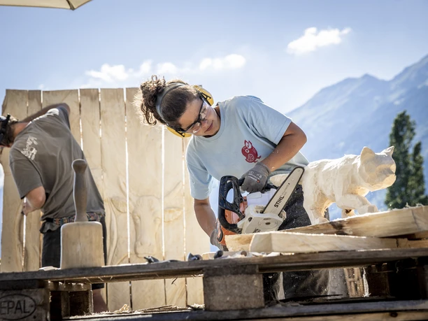 2207 2023671 by davidbirri