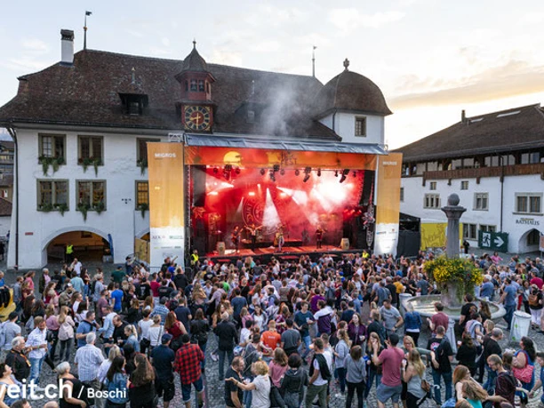© www.thunfest.ch/