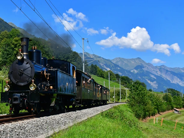 Unser Lok 208 ist schnell unterwegs!