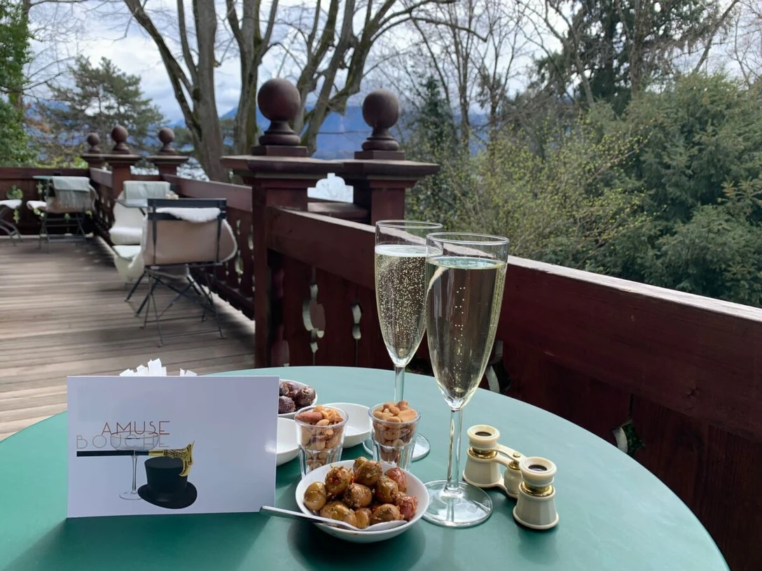 Amuse bouche 1200x900