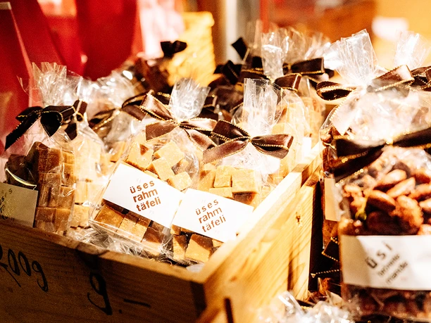 Weihnachtsmarkt Interlaken Rahmtäfeli Weihnachtsmarkt Interlaken Rahmtäfeli
