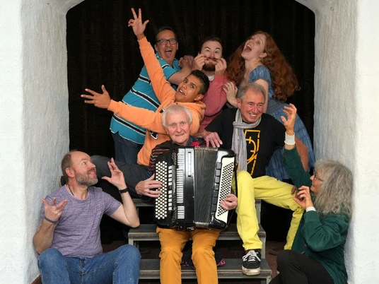 Stedtlitheater Ensemble