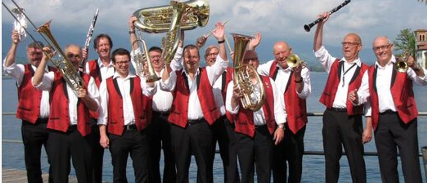 Screenshot 2026 01 21 at 10 43 46 Hünegg Musikante Hilterfingen Hünegg Musikante