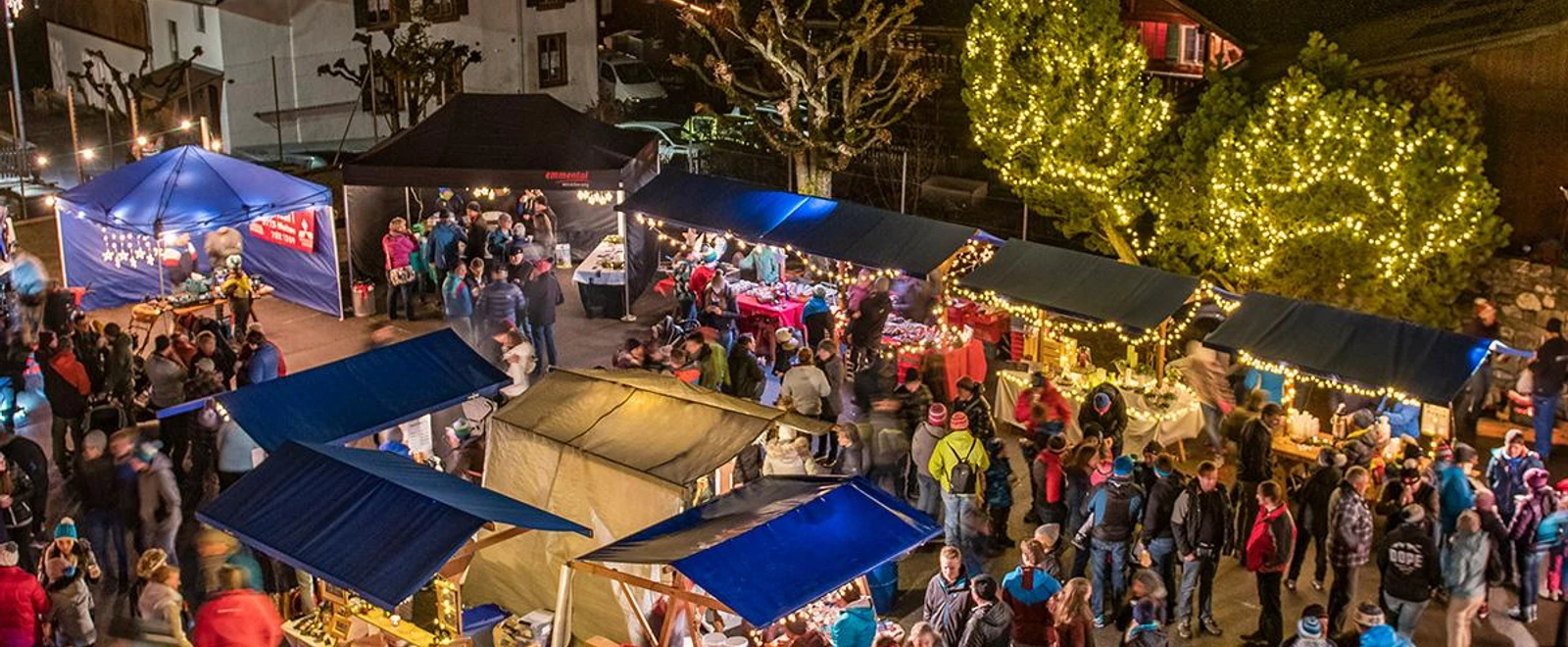 Lenk-Simmental_Chlousemärit_Matten_St.Stephan_Foto