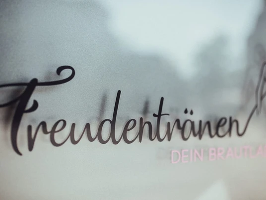 Freudentränen - Dein Brautladen
