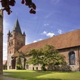 Westerstede_St.-Petri-Kirche2.jpg St.-Petri-Kirche, Westerstede, Kirche, Gebäude, Kirchturm